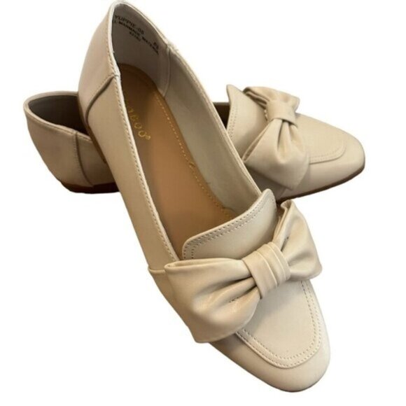 Bamboo Yuppie Slip On Faux Leather Classic Loafer Shoe With Bow in Ivory - Picture 1 of 8
